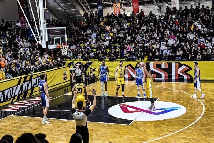 Mersin Bykehir Basketbol 76-72 galip