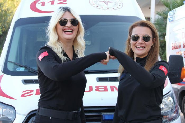 Mersin’in ilk kadn ambulans srcs oldular