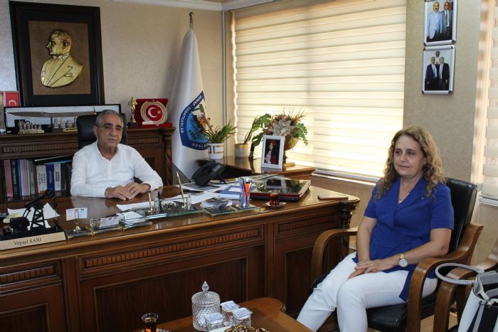 Muhtarn isyan: Mahallemizi tamircilerden arndrn
