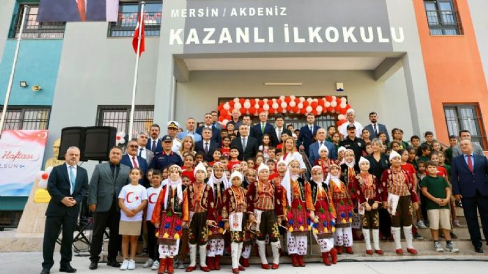 E�itimde ilk zili Vali Toros �ald�