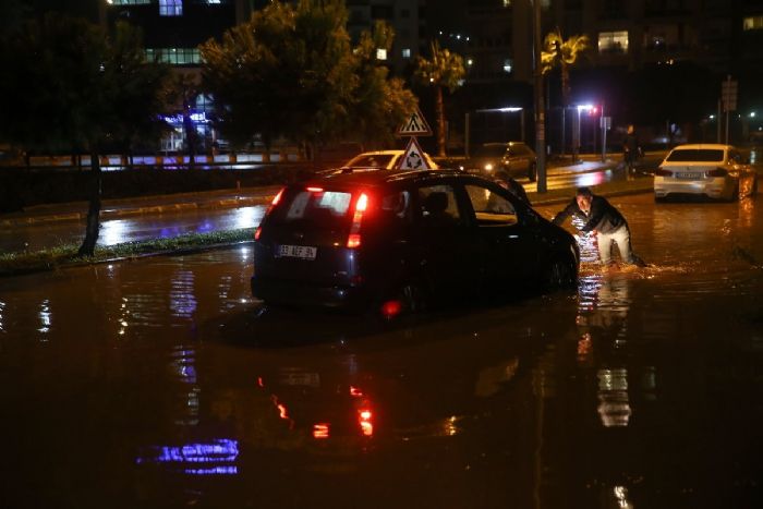 Mersin’de saanak hayat fel etti 