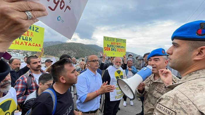 Akkuyuya yakt transferine kar eyleme jandarma engeli