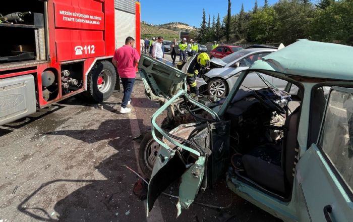 Bayram gn trafik kazas: 1 l, 9 yaral