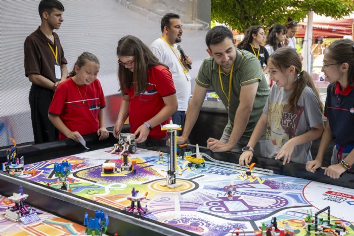 Mersinde 2nci robot kamp yapld