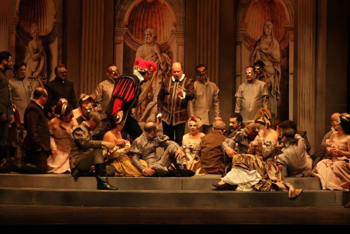 MDOB, Rigoletto operasn sahneleyecek